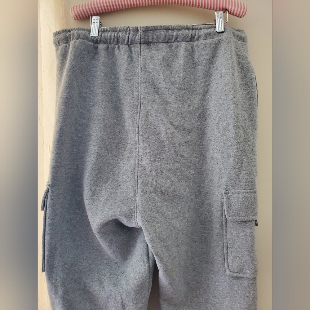 Jogger Set *FLAWS - Picture 9 of 15